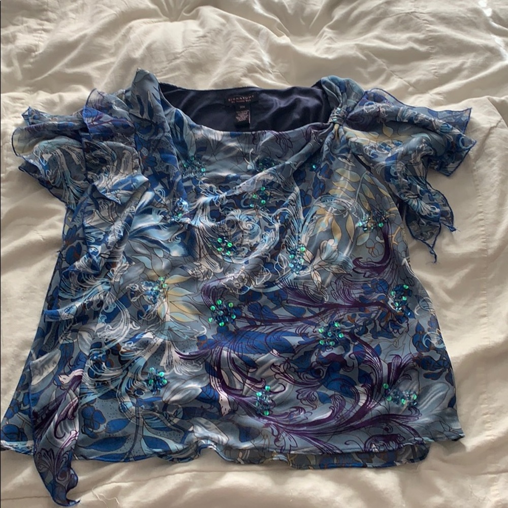 Signature top